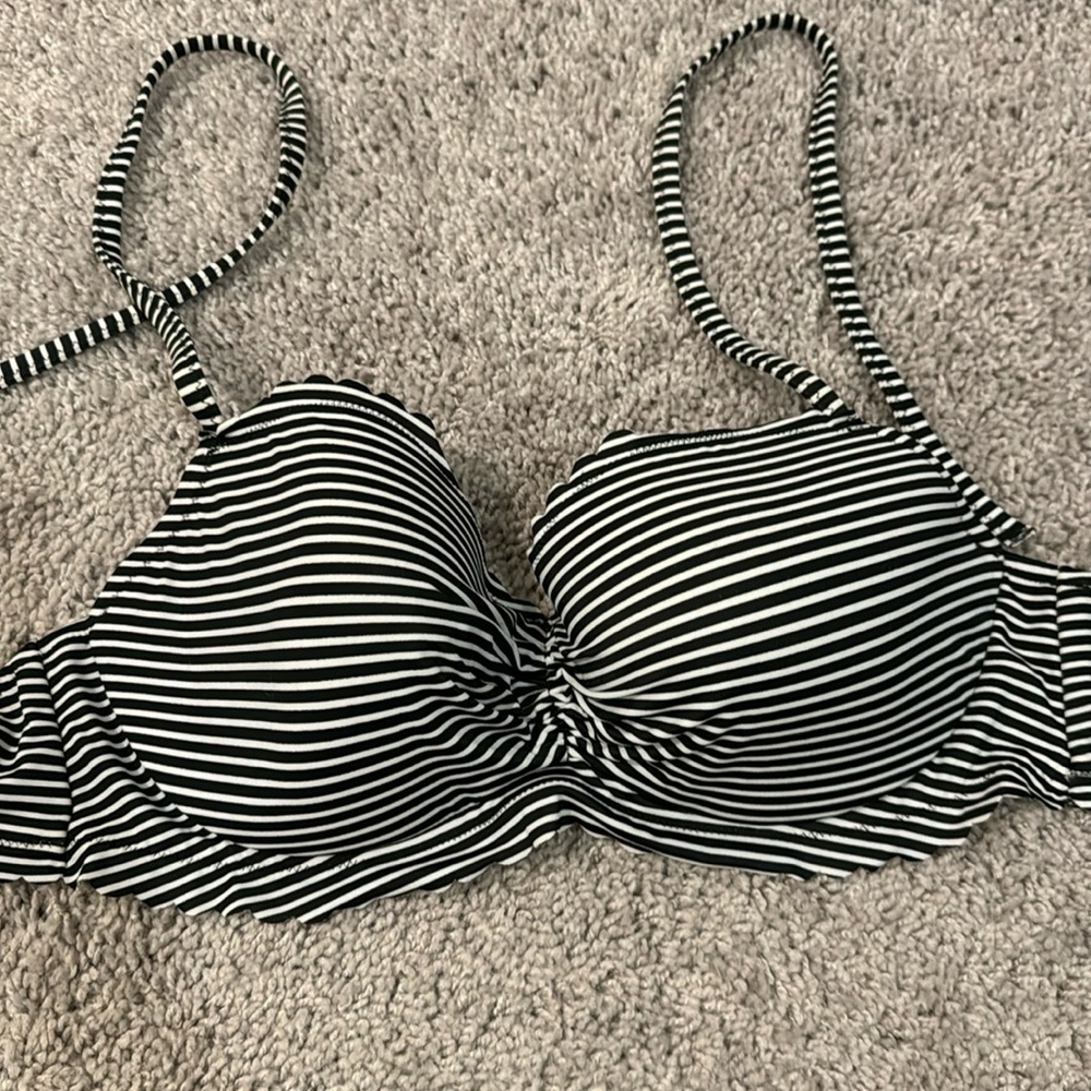 Victoria’s Secret halter bikini top